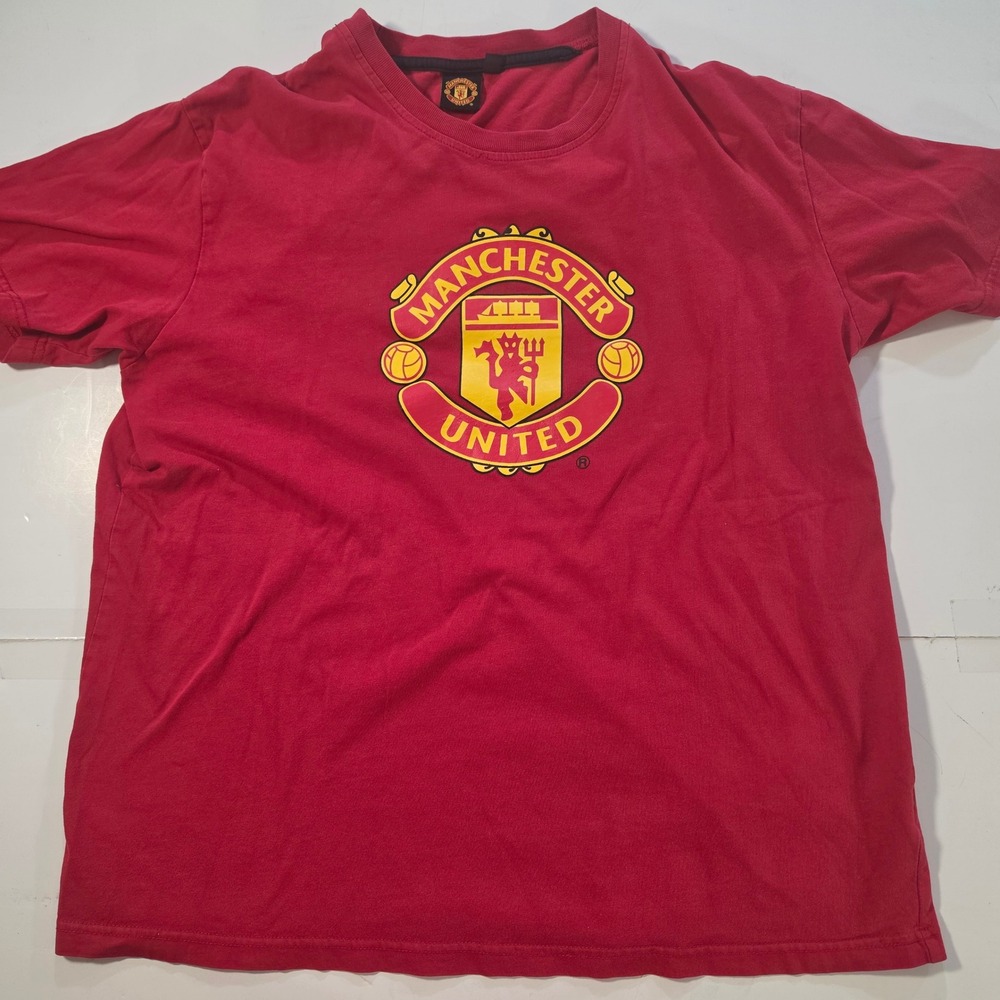 Manchester United Official Merchandise Red Graphic T-Shirt Mens XL Soccer Tee